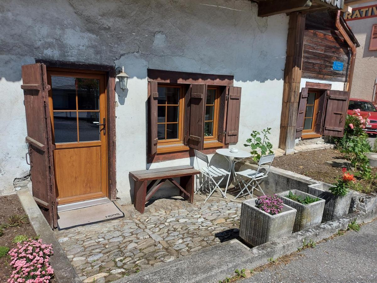 Appartement Voute En Gruyere Dans L'Intyamon Enney Exterior foto